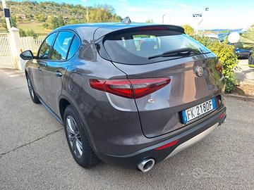 Alfa Romeo Stelvio 2.2 Turbodiesel 210 CV AT8 Q4 B