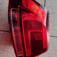 FARO POSTERIORE SINISTRO GOLF 7