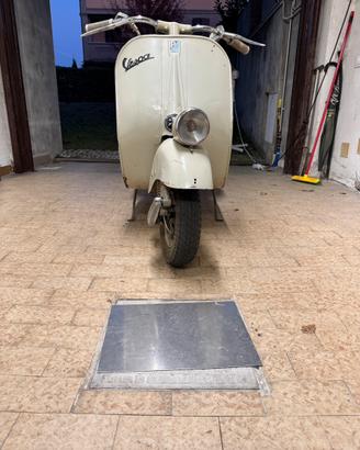 Vespa faro basso