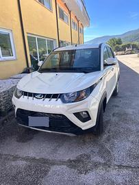 Mahindra kuv 100 NXT K6+