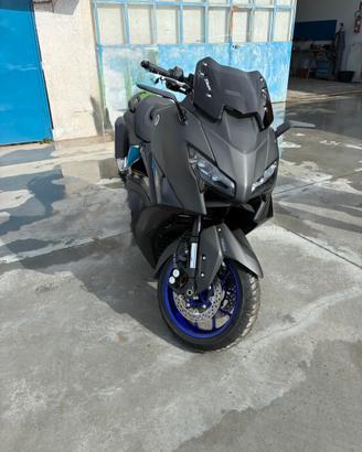 Tmax 560     2026