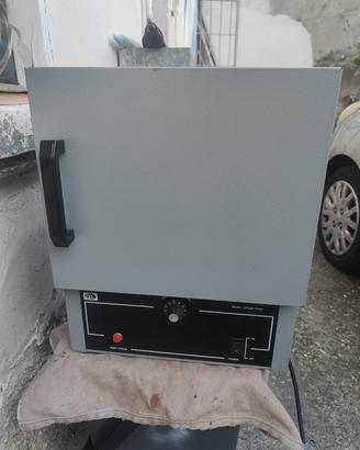 fornetto professionale da laboratorio marca Quincy