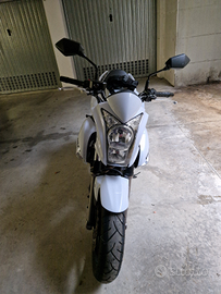 Kawasaki ER 6 N 2010 72 Cv