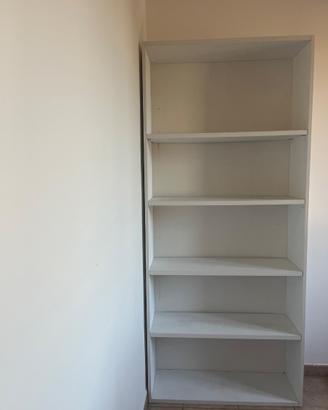 Libreria bianca 