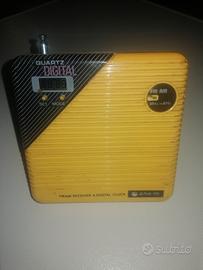 Radio portatile analogica vintage ALPHA-TEK