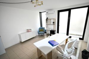 Rif. 9822 - Appartamento uso ufficio + veranda