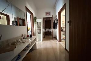 Ampio trilocale al secondo piano
