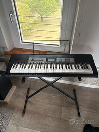 Pianola Casio “Lk-136” con cavalletto