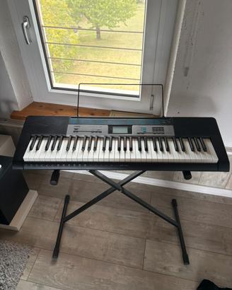 Pianola Casio “Lk-136” con cavalletto
