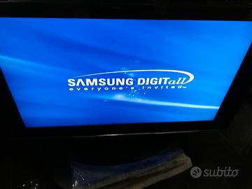 Tv Schermo Monitor Samsung 40" + Lettore DVD