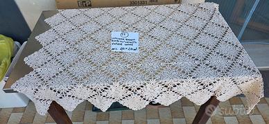 Copritavolo pizzo all’uncinetto  beige di coto(25