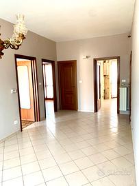 Cuneo -Roata Rossi Appartamento con box