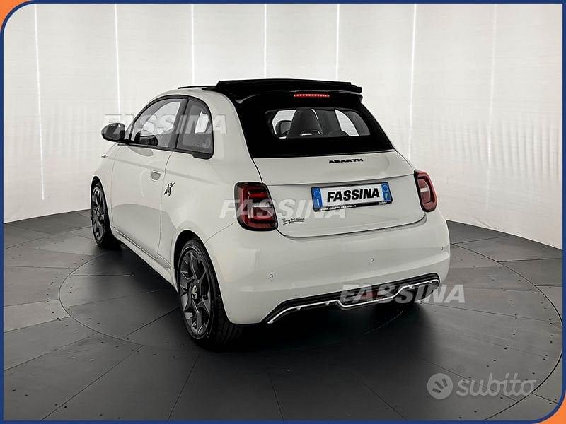Abarth 500E 2024 photo 4