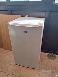 AKAI - Congelatore verticale ICE114L Classe F 85 l