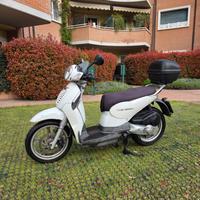 Aprilia Scarabeo 125