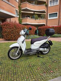 Aprilia Scarabeo 125