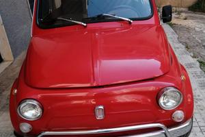 Fiat 500 rossa