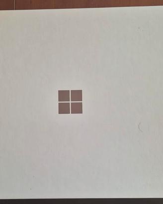 Microsoft Surface Laptop
