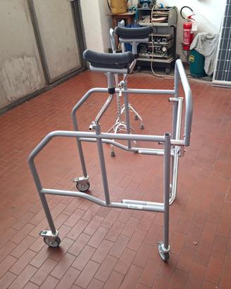 Deambulatore per anziani o disabili