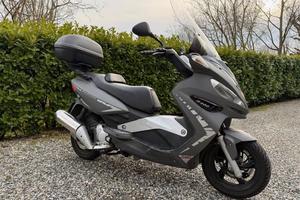 Malaguti Madison 400