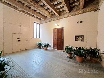 Immobile di 30 m² con 1 locale a Ferrara