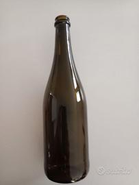 Bottiglie di vino per spumante