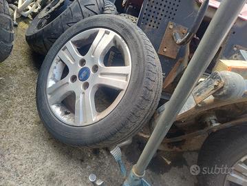 cerchi originali Ford r 15
