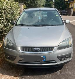 Ford del 2005