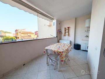 Bivano luminoso al primo piano con veranda