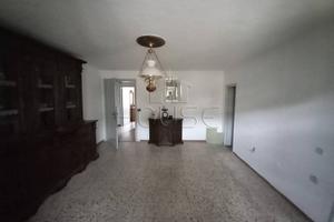 Appartamento di 95 m² con 4 locali e box auto a Sa