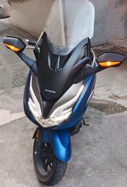 SCOOTER HONDA FORZA 350