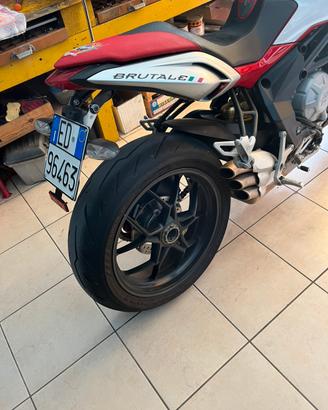 Brutale 800