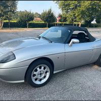 Cabrio Fiat barchetta