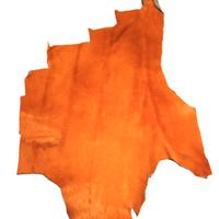 PELLE DI CAVALLINO CON PELO COLORE ARANCIO