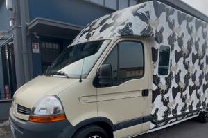 Renault master trasporto cavalli patente B