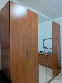 Armadio in legno