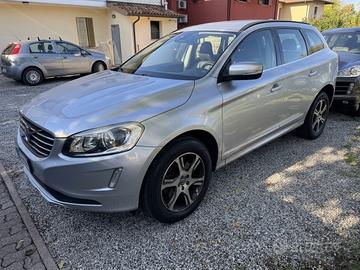 Volvo XC 60 XC60 D4 AWD Momentum