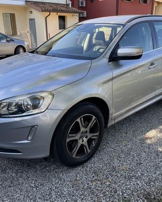 Volvo XC 60 XC60 D4 AWD Momentum