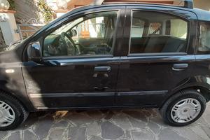 autovettura fiat panda natural power