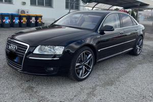 Audi A8 6.0 W12
