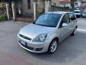 Ford Fiesta 1.2 benzina