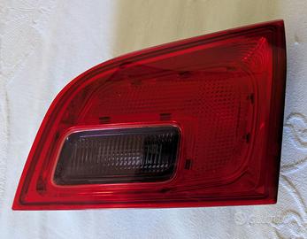 Fanale destro portellone Opel Astra cosmo tourer J