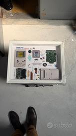 Game Boy incorniciato