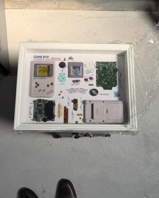 Game Boy incorniciato