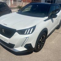 PEUGEOT 2008 BlueHDi 100 S&S GT Line