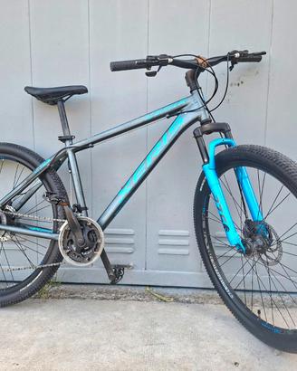 Bici Mtb Xeris 27.5 pollici con freno disco