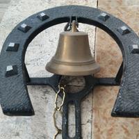 campana a ferro di cavallo 