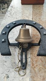 campana a ferro di cavallo 