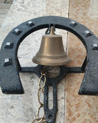 campana a ferro di cavallo 
