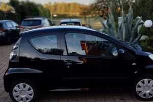 Citroen C1  nera anno 2008